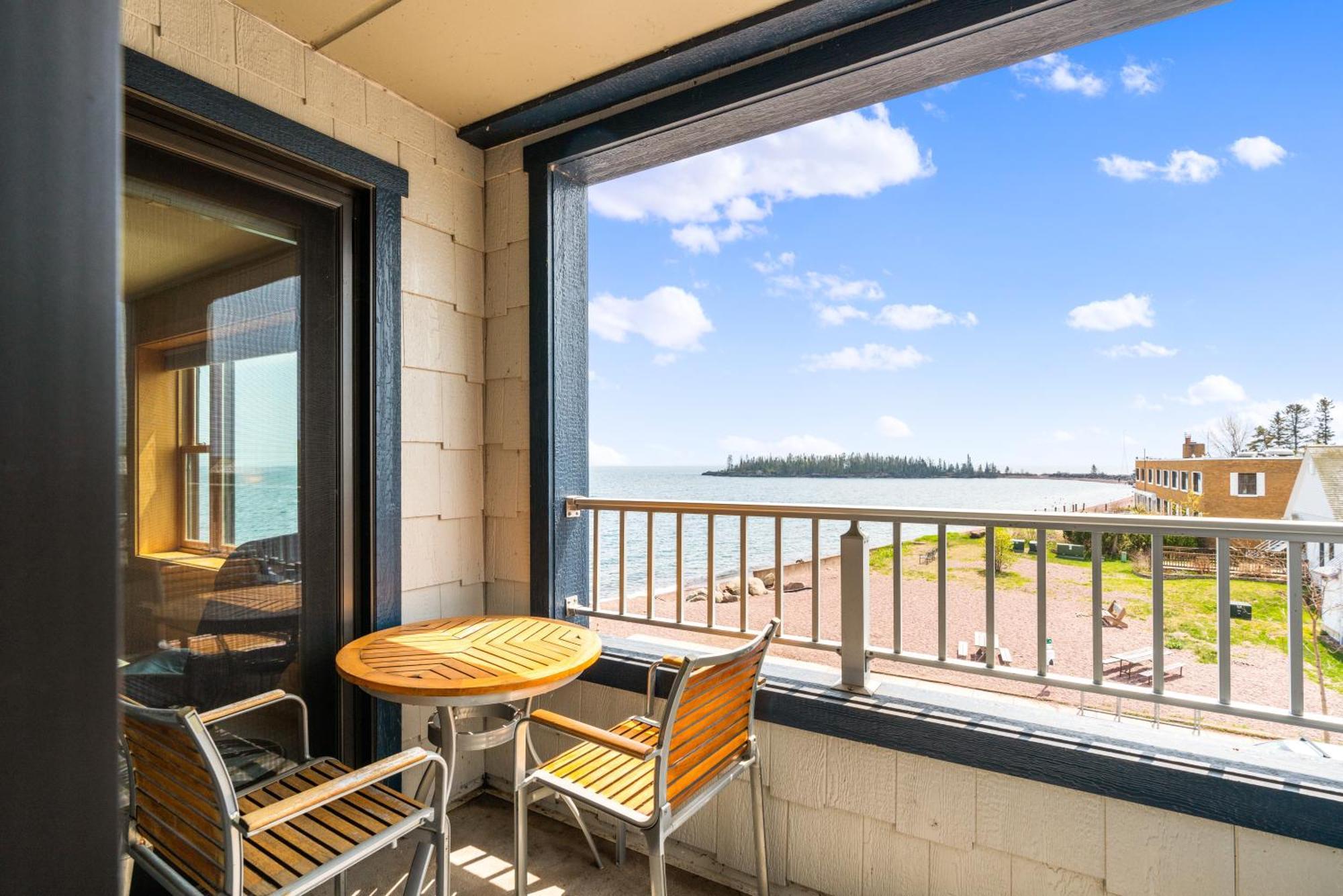 East Bay Suites Grand Marais Exteriér fotografie