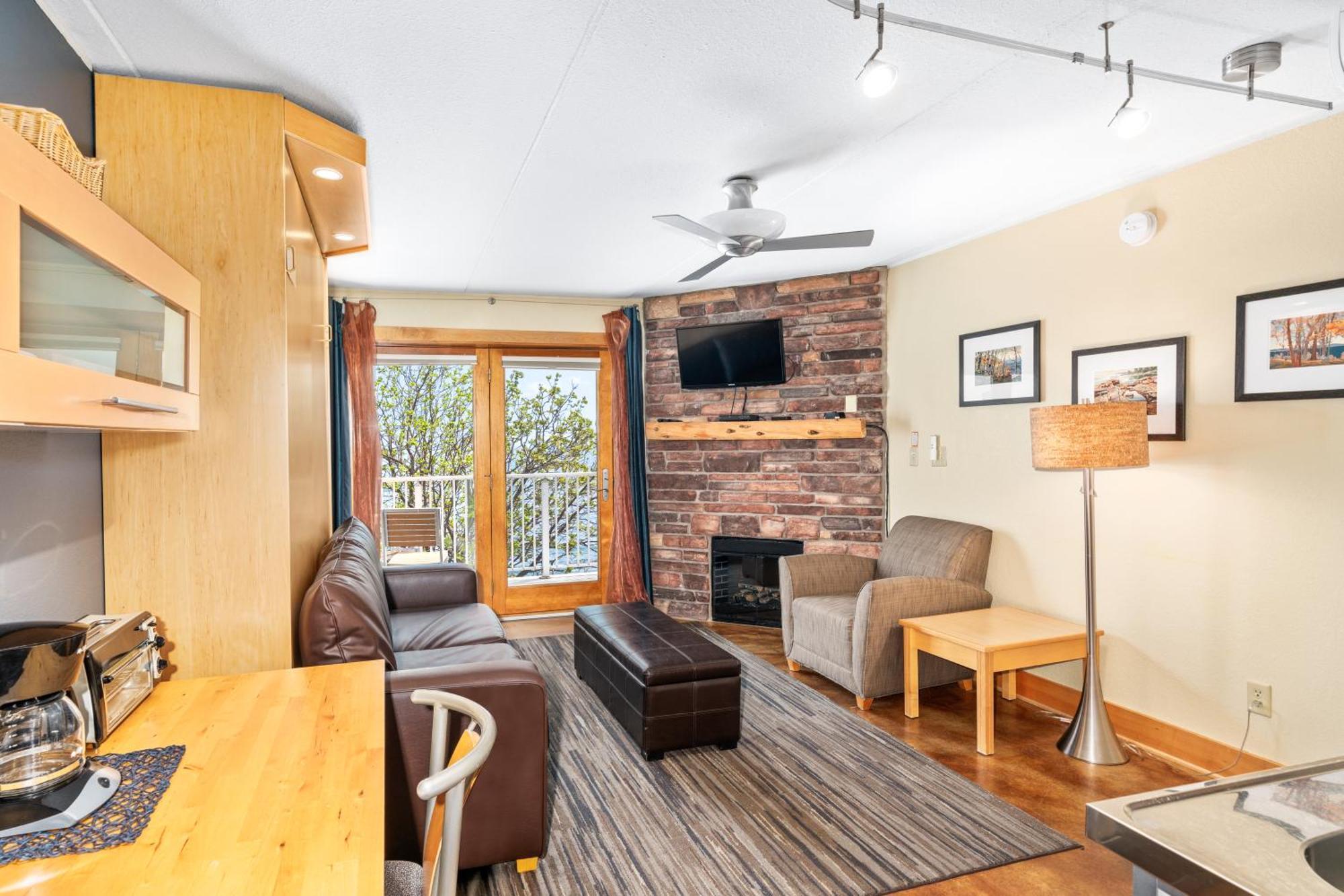 East Bay Suites Grand Marais Exteriér fotografie